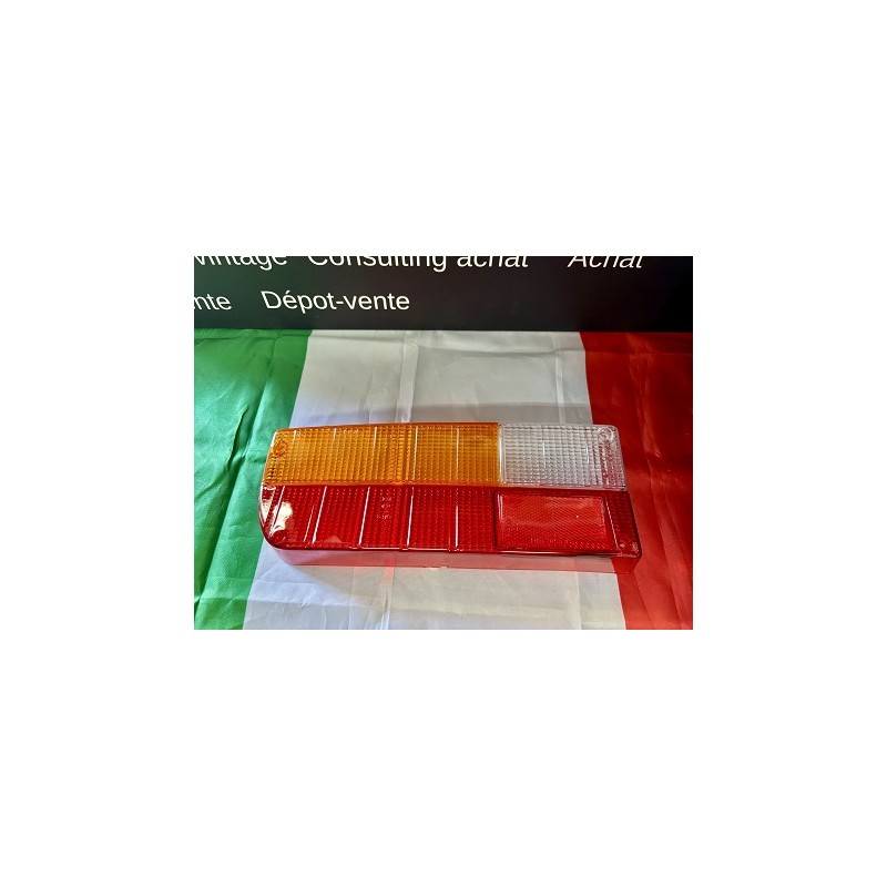 Cabochon feux ar gauche giulia gt 2000
