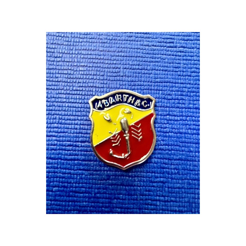 Écusson abarth&c métal émaillé hauteur 37mm x largeur 30mm