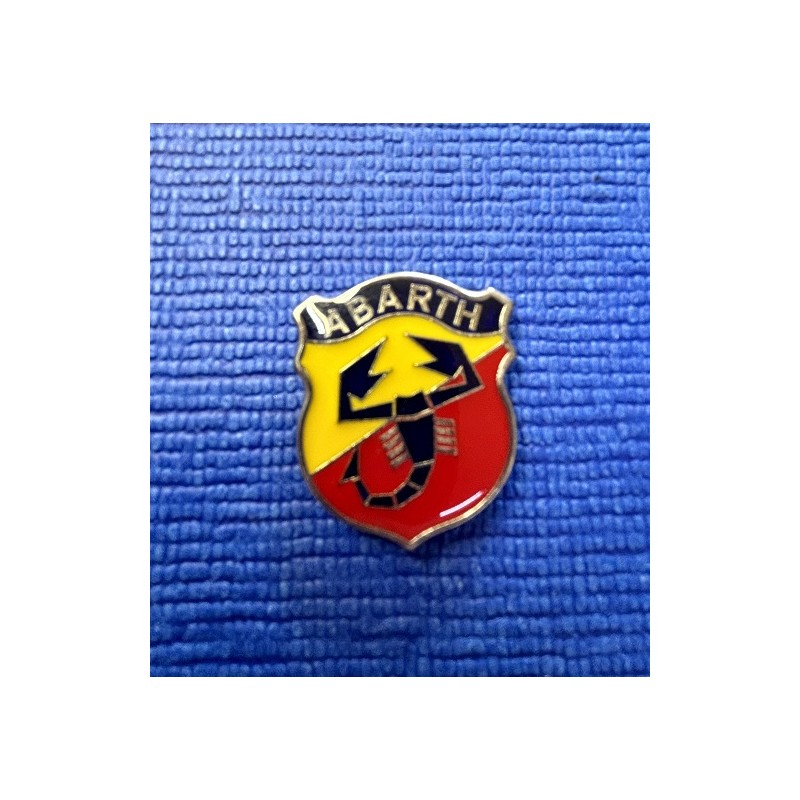 Écusson abarth métal émaillé hauteur 48mm x largeur 43mm