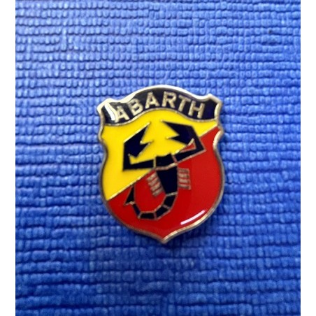 Écusson abarth métal émaillé hauteur 48mm x largeur 43mm