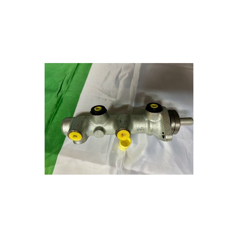 Maitre cylindre des freins alfa spider 105/115 pédalier suspendu